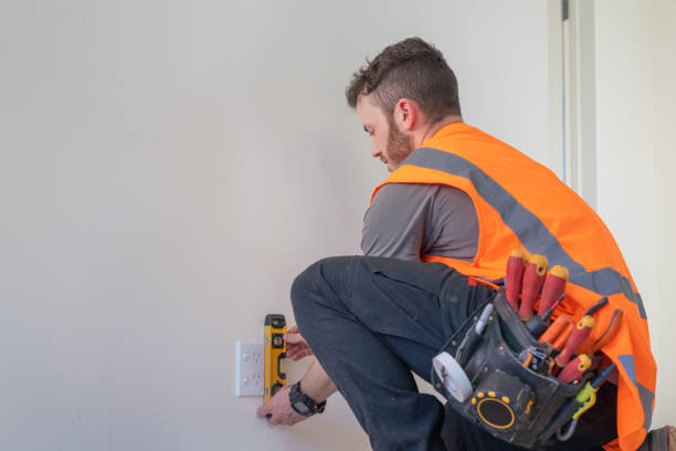 Best Emergency Electrical Repair  in Farmington, MS